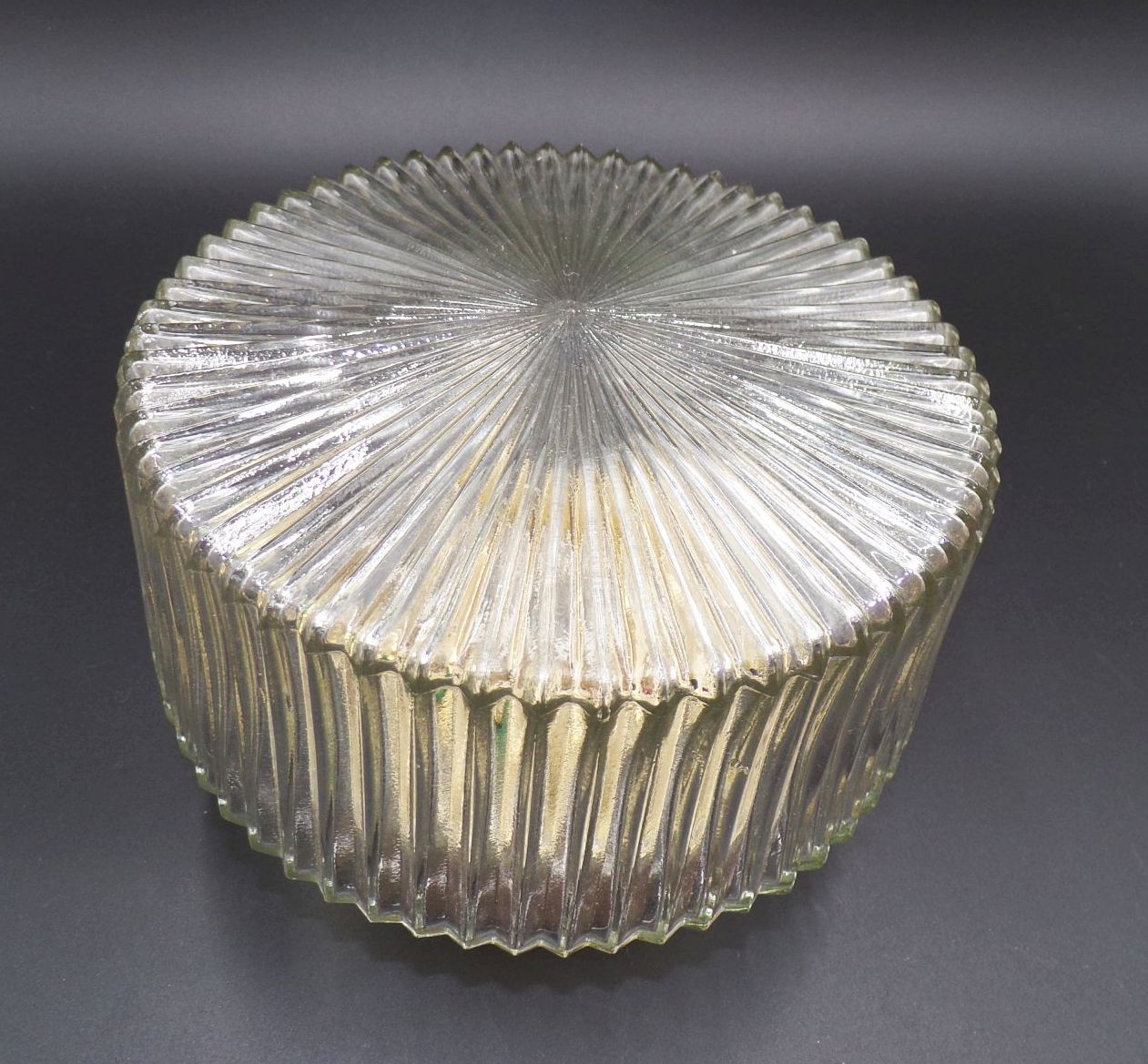 Alte Flurlampe Deckenleuchte DDR E27 Pressglas Alte Flurlampe Deckenleuchte DDR E27 Pressglas