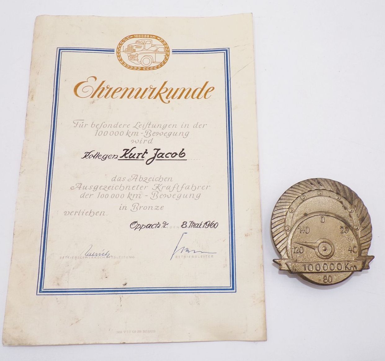 Plakette Urkunde 100000 km Abzeichen ausgezeichneter Kraftfahrer Oppach 1960