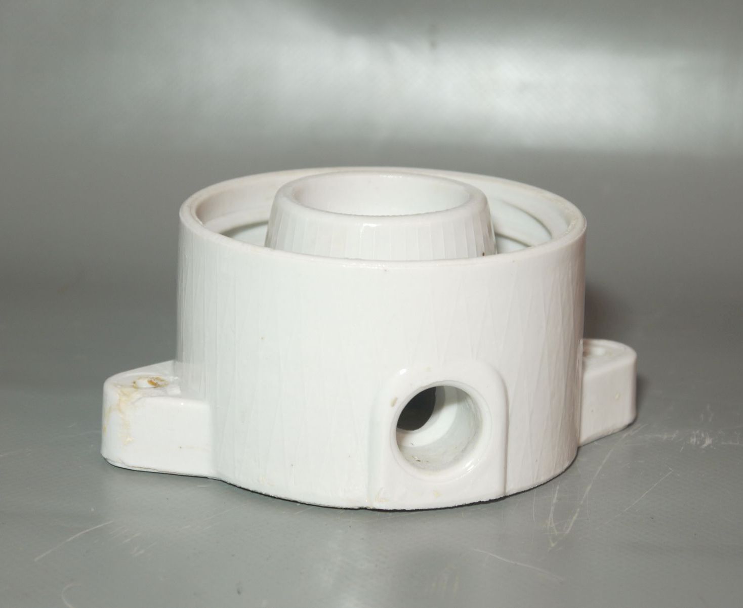 Alte Lampe Glaskugel Leuchte E27 Porzellan Fassung Kellerlampe