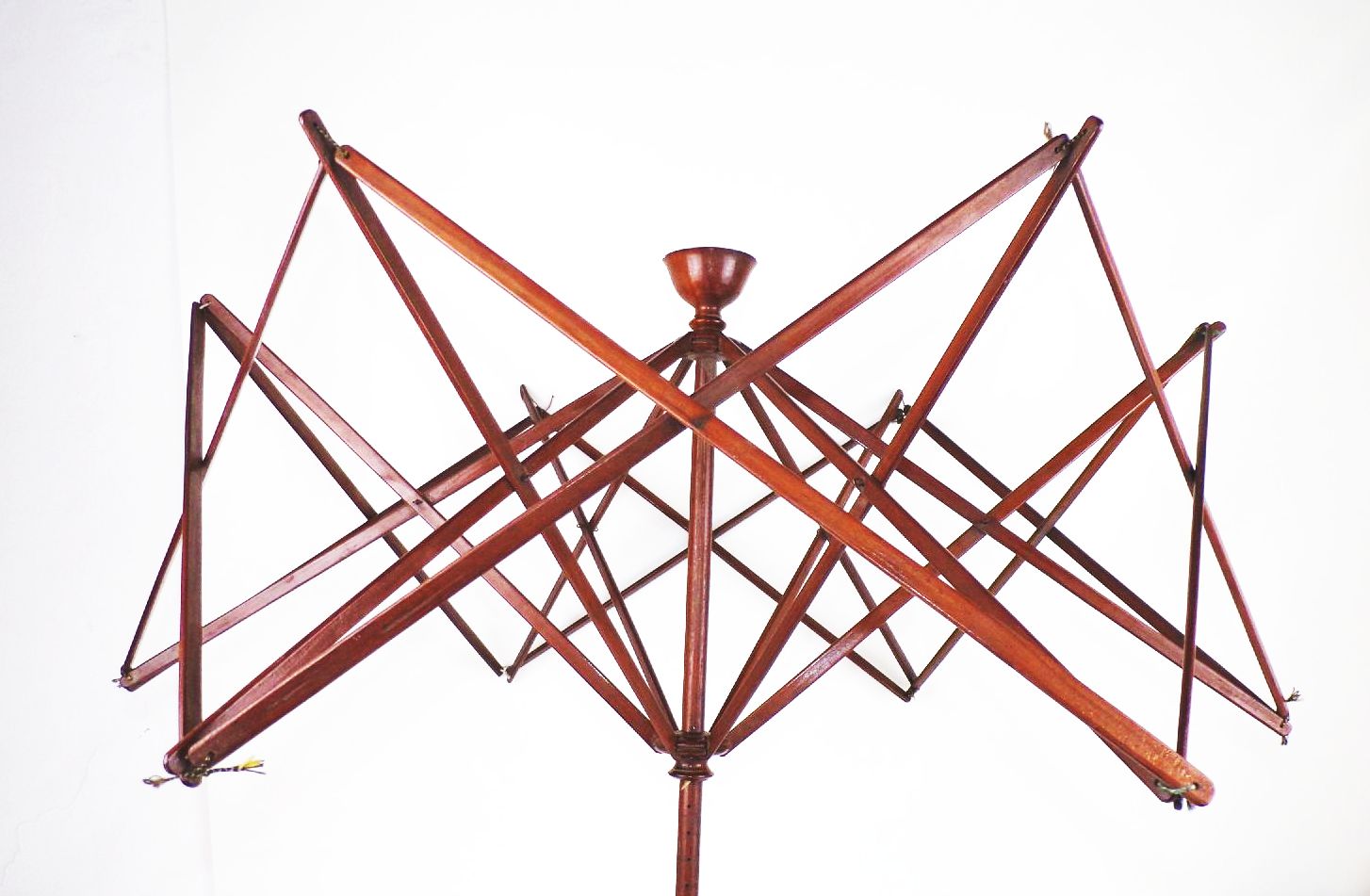 Alte Schirmhaspel Wollwickler Holz Handarbeit Schneider Biedermeier 