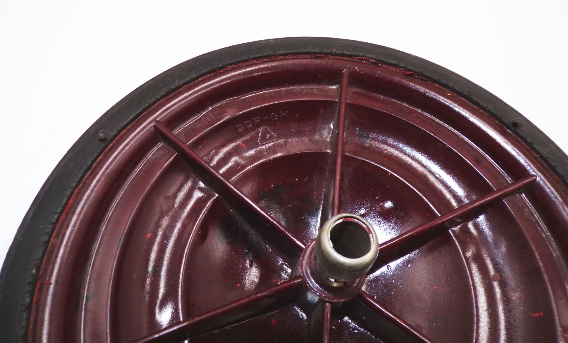 Räder Scharre Zeitz Kinderwagen Bollerwagen DDR Bakelit Hartgummi Unbenutzt Räder Scharre Zeitz Kinderwagen Bollerwagen DDR Bakelit Hartgummi Unbenutzt