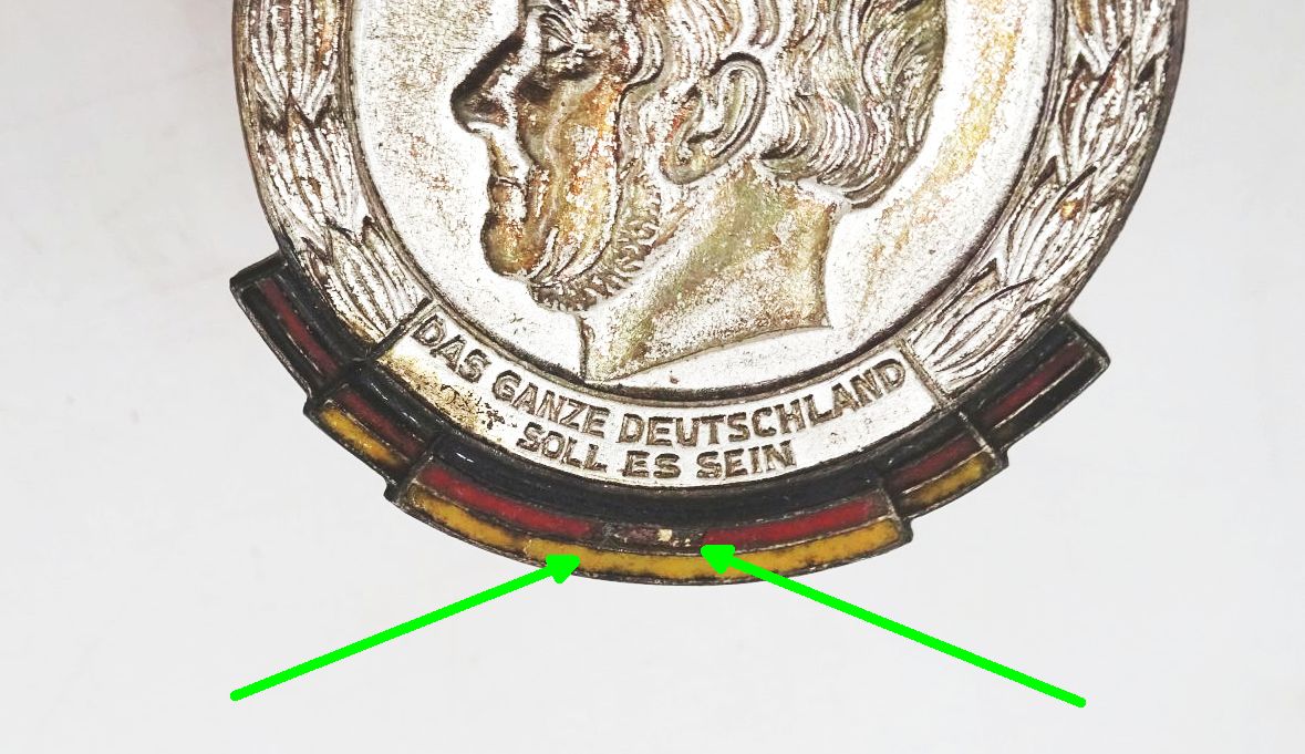 Abzeichen Ernst Moritz Arndt Das ganze Deutschland soll es sein Mit Nummer Abzeichen Ernst Moritz Arndt Das ganze Deutschland soll es sein Mit Nummer