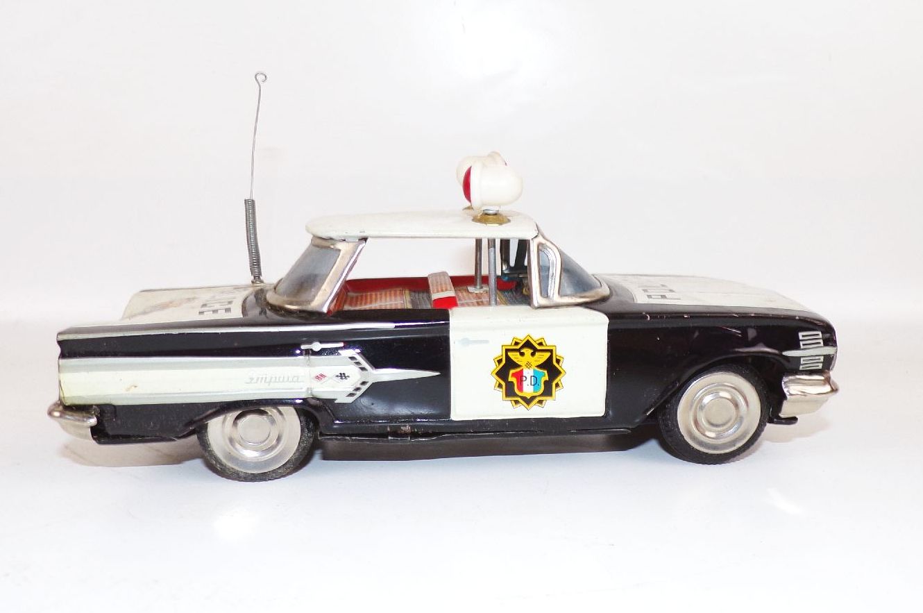 Altes Blechauto Chevrolet Police Polizei Made in Japan Impala um 1960 Altes Blechauto Chevrolet Police Polizei Made in Japan Impala um 1960