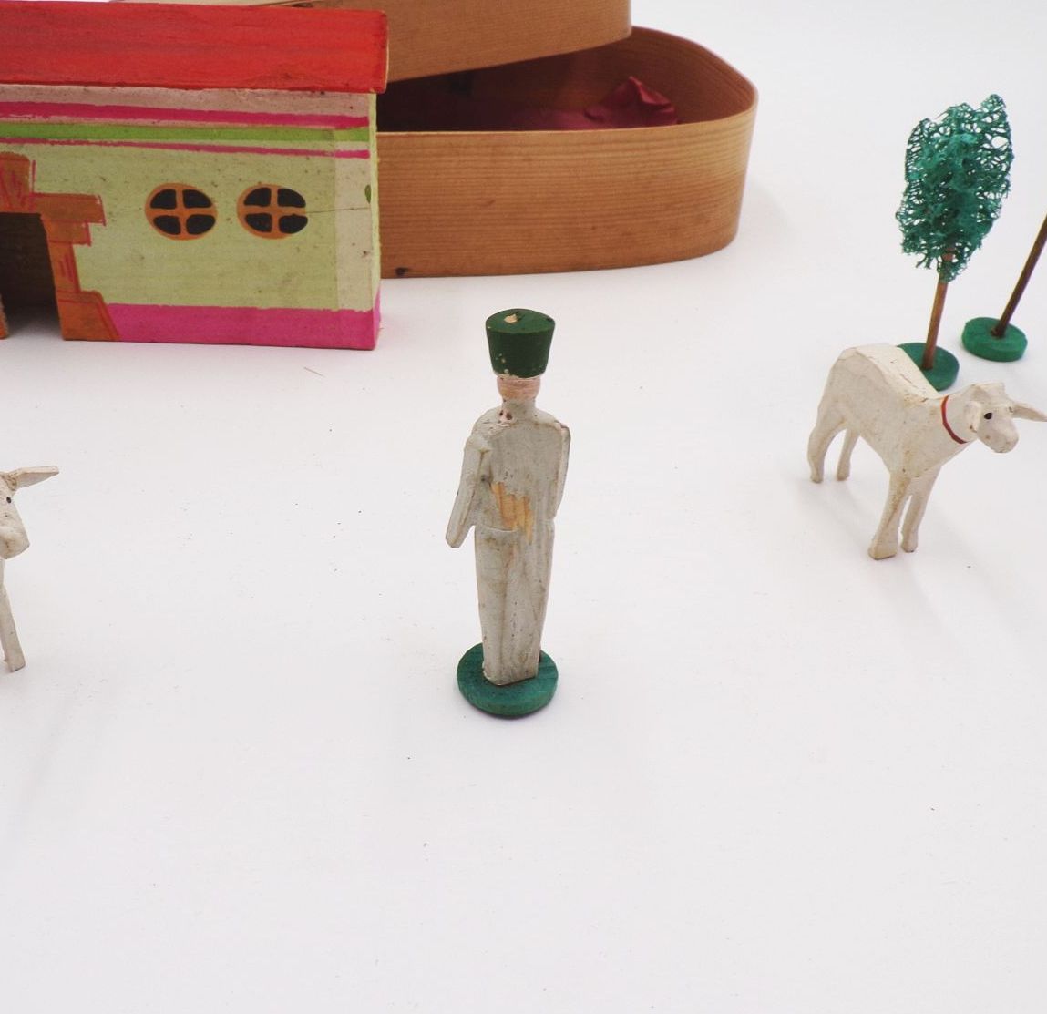 Alte Spanschachtel Erzgebirge Schafe Hirte Haus Bäume um 1900 Schäferei