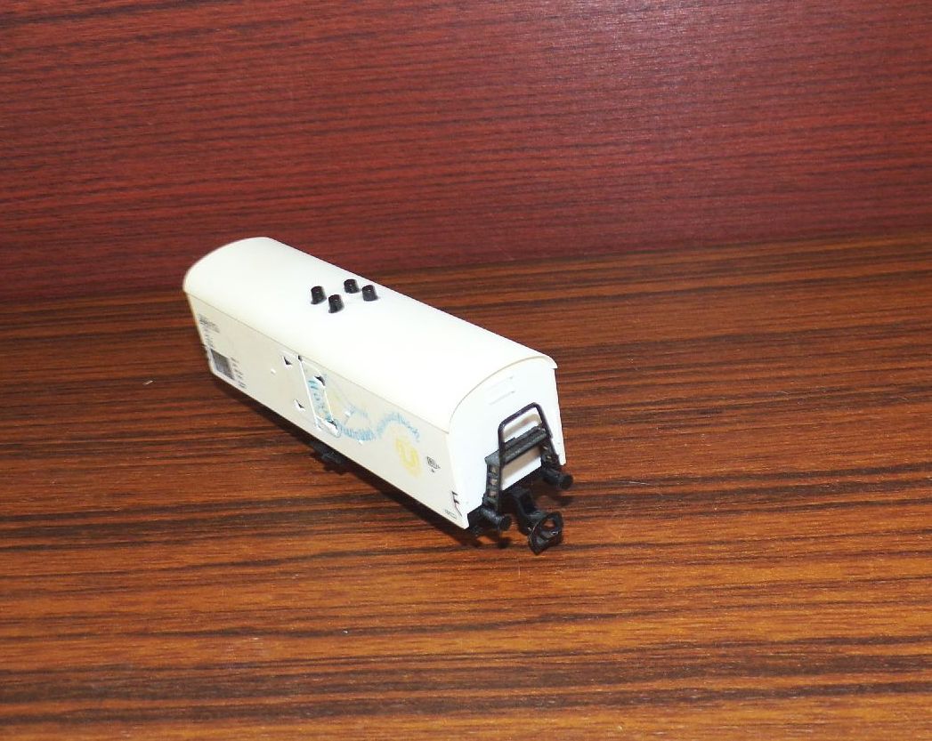 BTTB Margonwasser Mineralwasser Kühlwagen DDR Spur TT mit Verpackung 