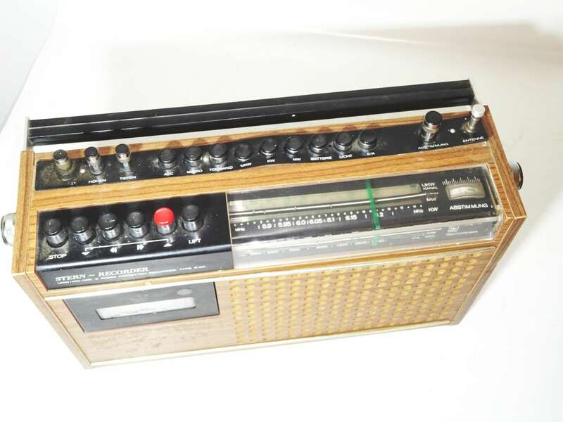 Stern Recorder R160 mit Kassette DDR Radio