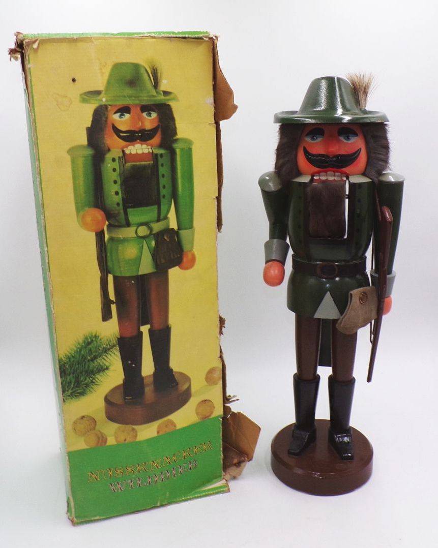 Nussknacker Jäger groß DDR mit OVP