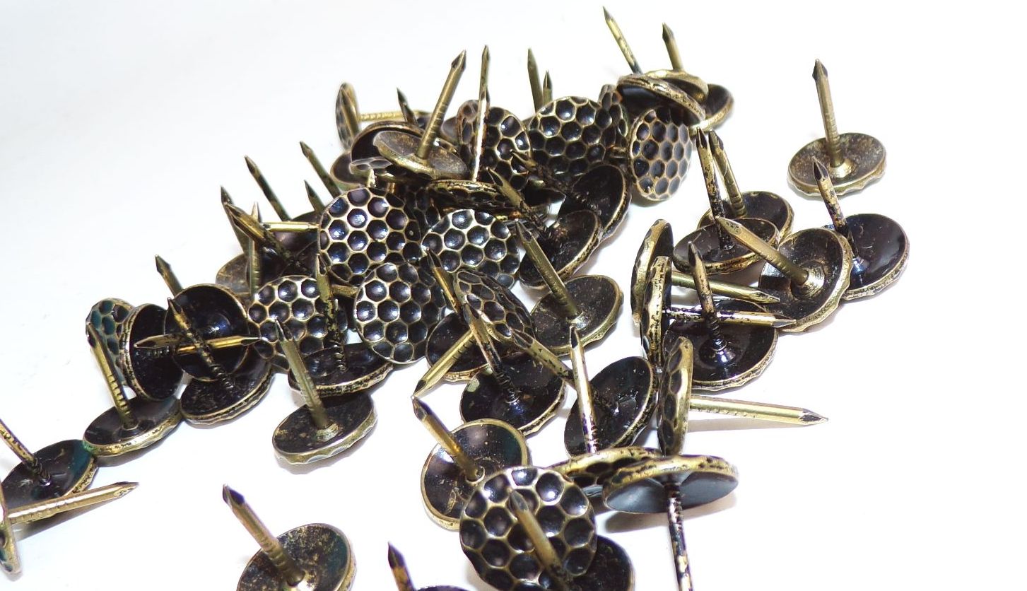 Alte Ziernägel für Sattler 500 Gramm Polsterer Werkzeug Vintage