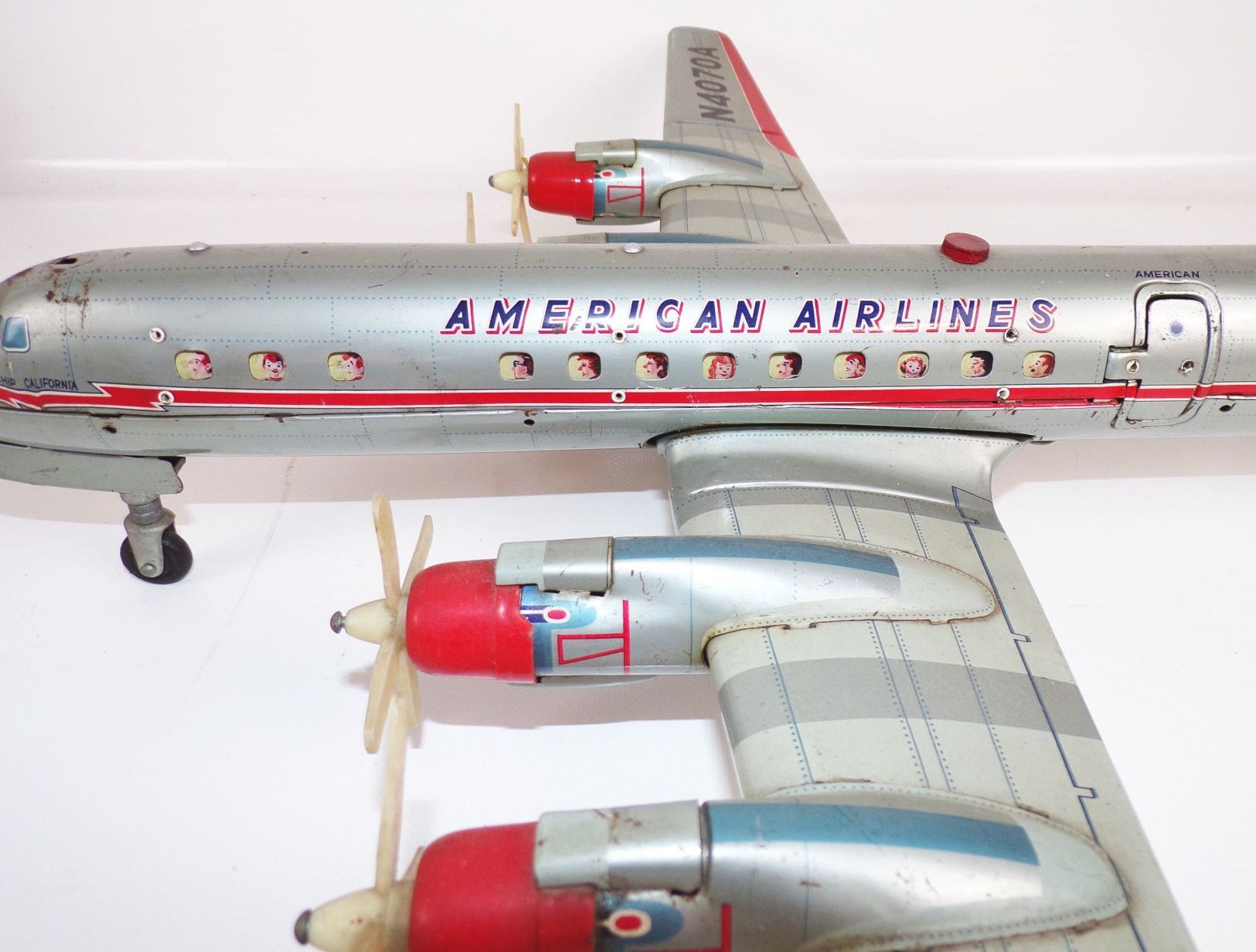 Blechflugzeug American Airlines N4070A Made in Japan 60 cm Spannweite