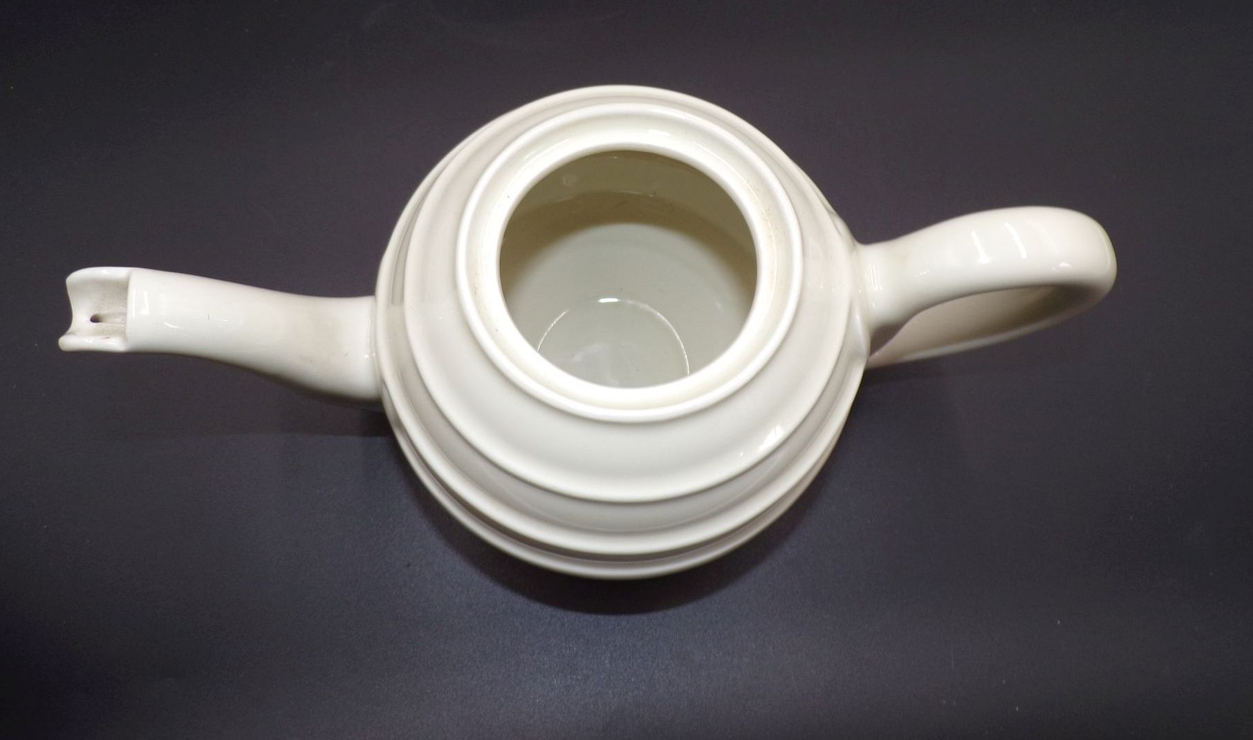 WMF Teekanne Kugel Bauhaus Design Bauscher Weiden DRP Hammerschlag