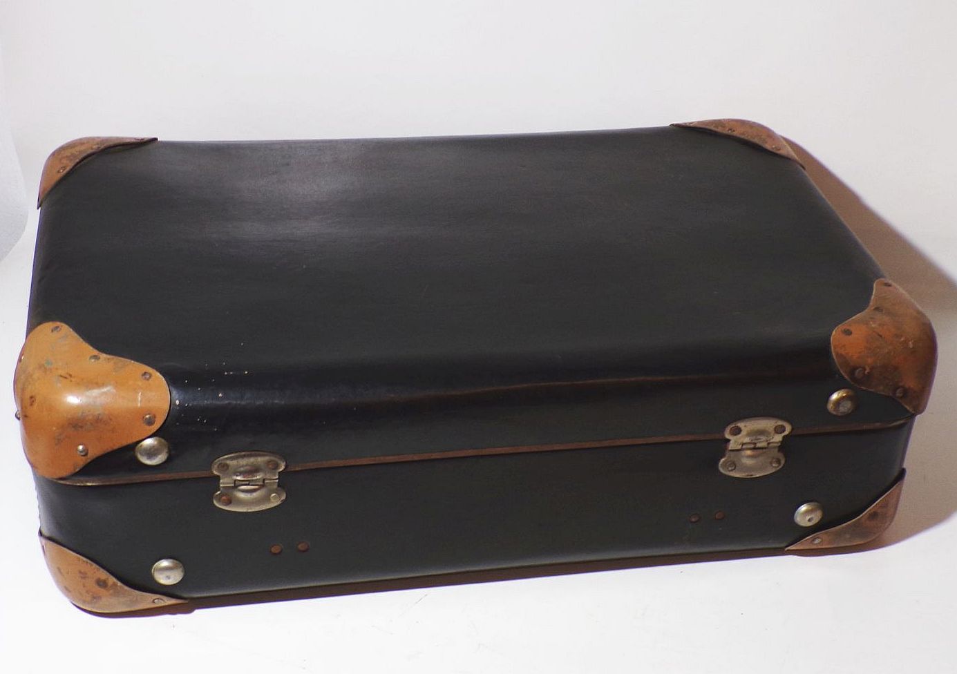 Alter Koffer mit Schlüssel Reisekoffer vintage deko