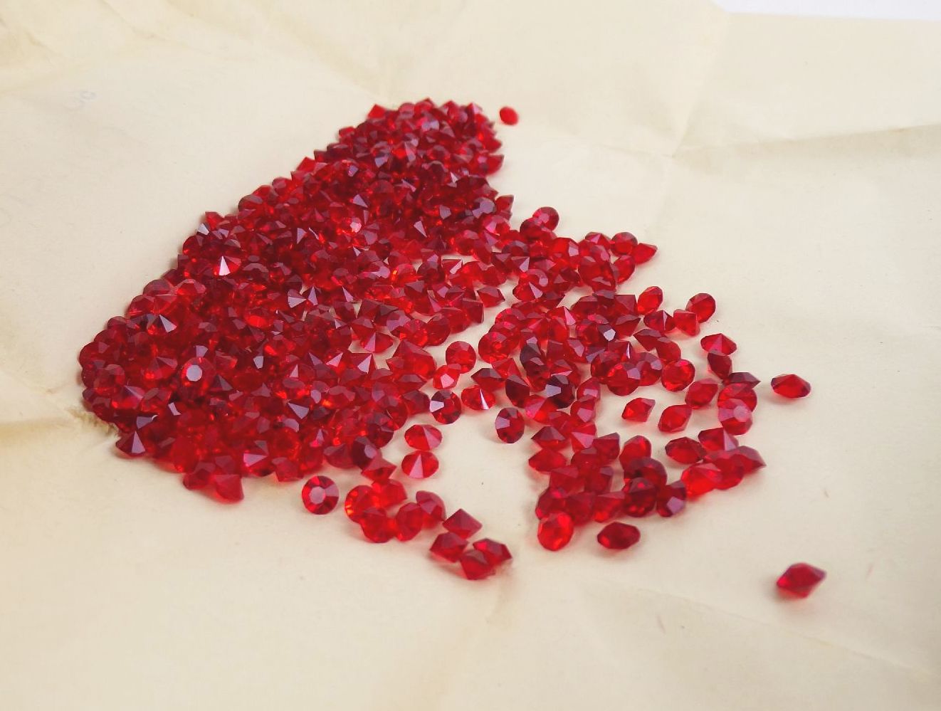 Strasssteine Rubin Rot Glas Steine Stras 600 Stück Alt Lagerware Basteln Glas Schmuck 