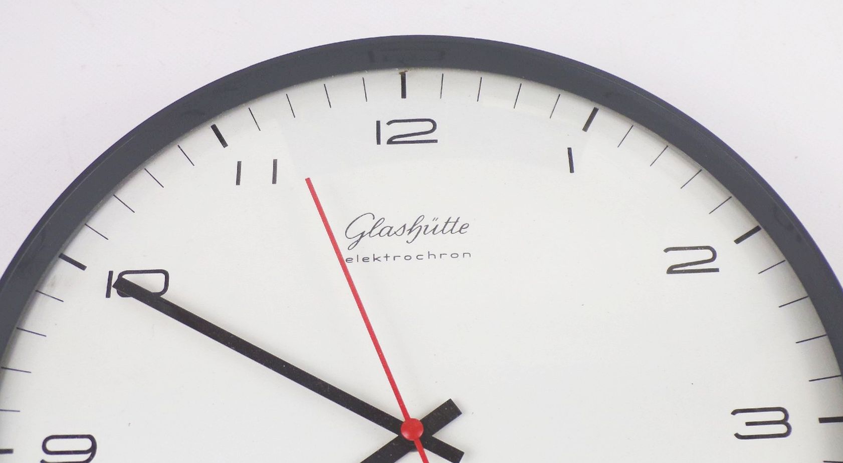 Glashütte elektrochron Wanduhr typ 410 Küchenuhr OVP 