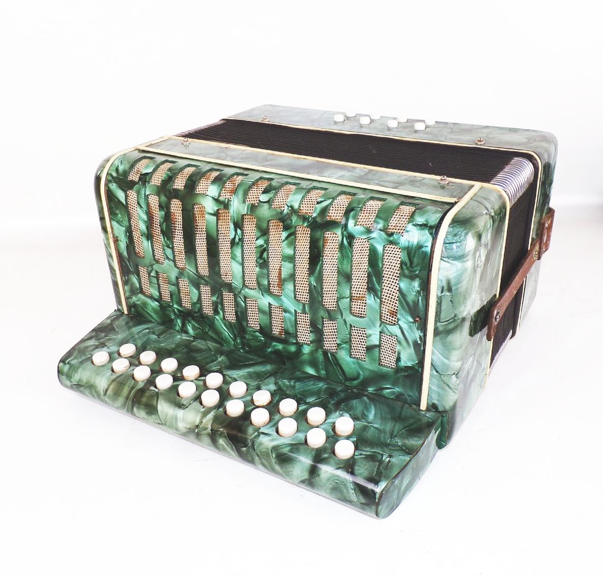 Altes Akkordeon Paul Fischer Klingenthal Originalkarton Altes Akkordeon Paul Fischer Klingenthal Originalkarton