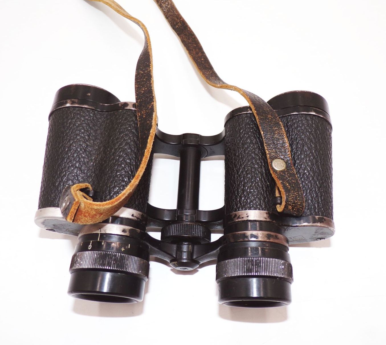 Altes Fernglas Carl Zeiss Jena Deltrintem 8 x30 Q1 Altes Fernglas Carl Zeiss Jena Deltrintem 8 x30 Q1