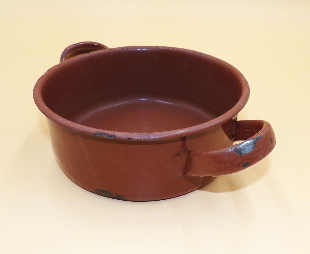 Alter Emaille Topf klein braun Pflanzgefäß Alter Emaille Topf klein braun Pflanzgefäß