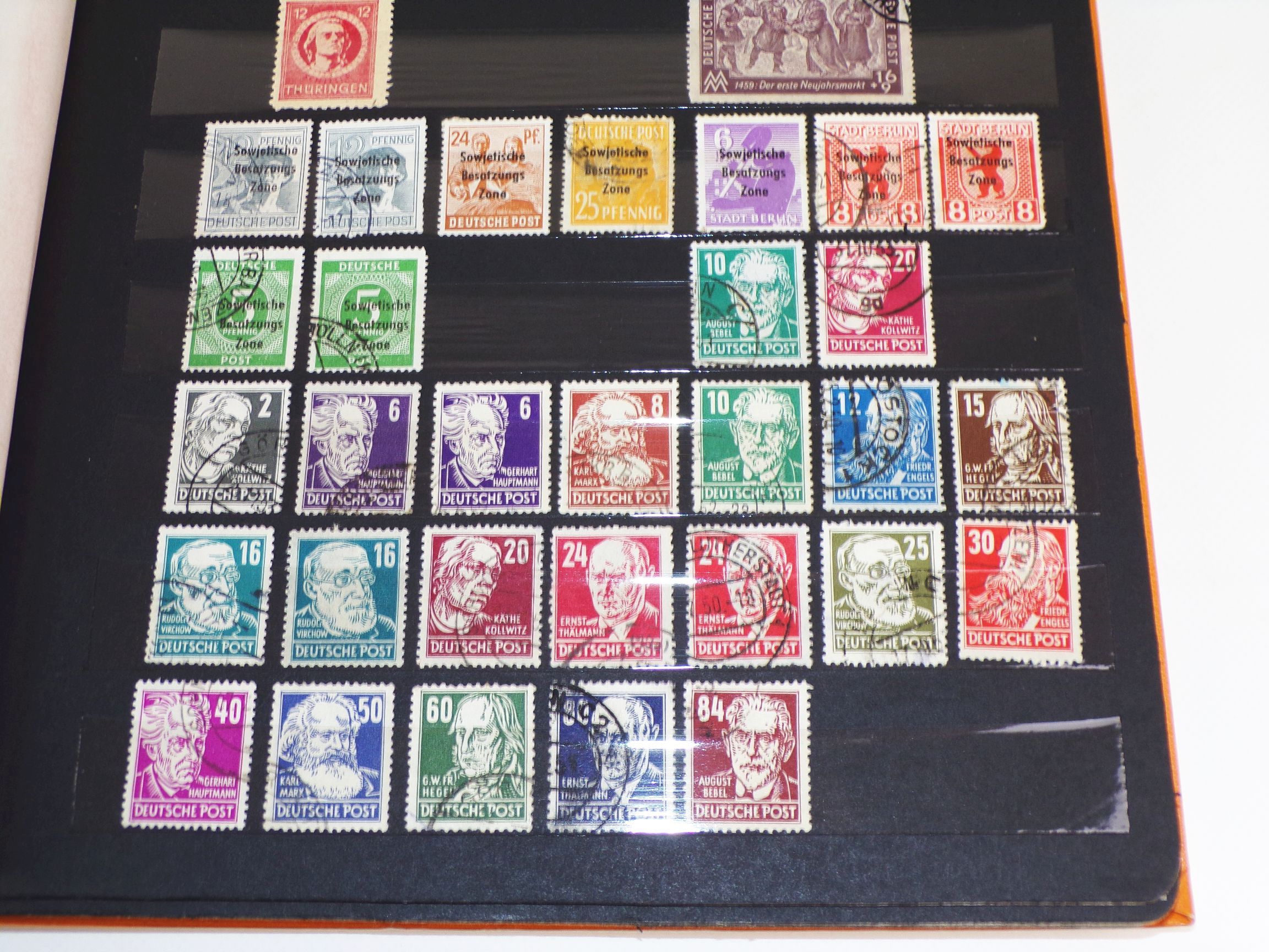 Briefmarken Sammlung Schwerpunkt DDR wenig BRD kaum Ausland 31 Alben 