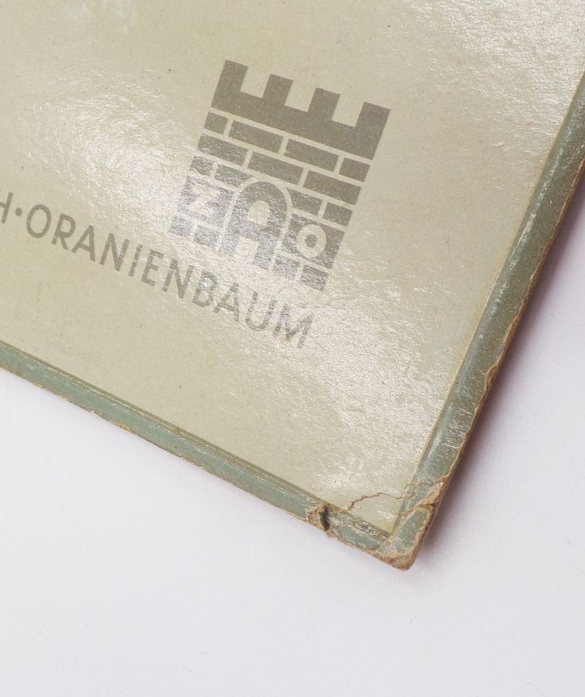 Altes Pappschild Die Neue Capri Zigarette Anhalt GmbH Oranienbaum Hahnemann Altes Pappschild Die Neue Capri Zigarette Anhalt GmbH Oranienbaum Hahnemann
