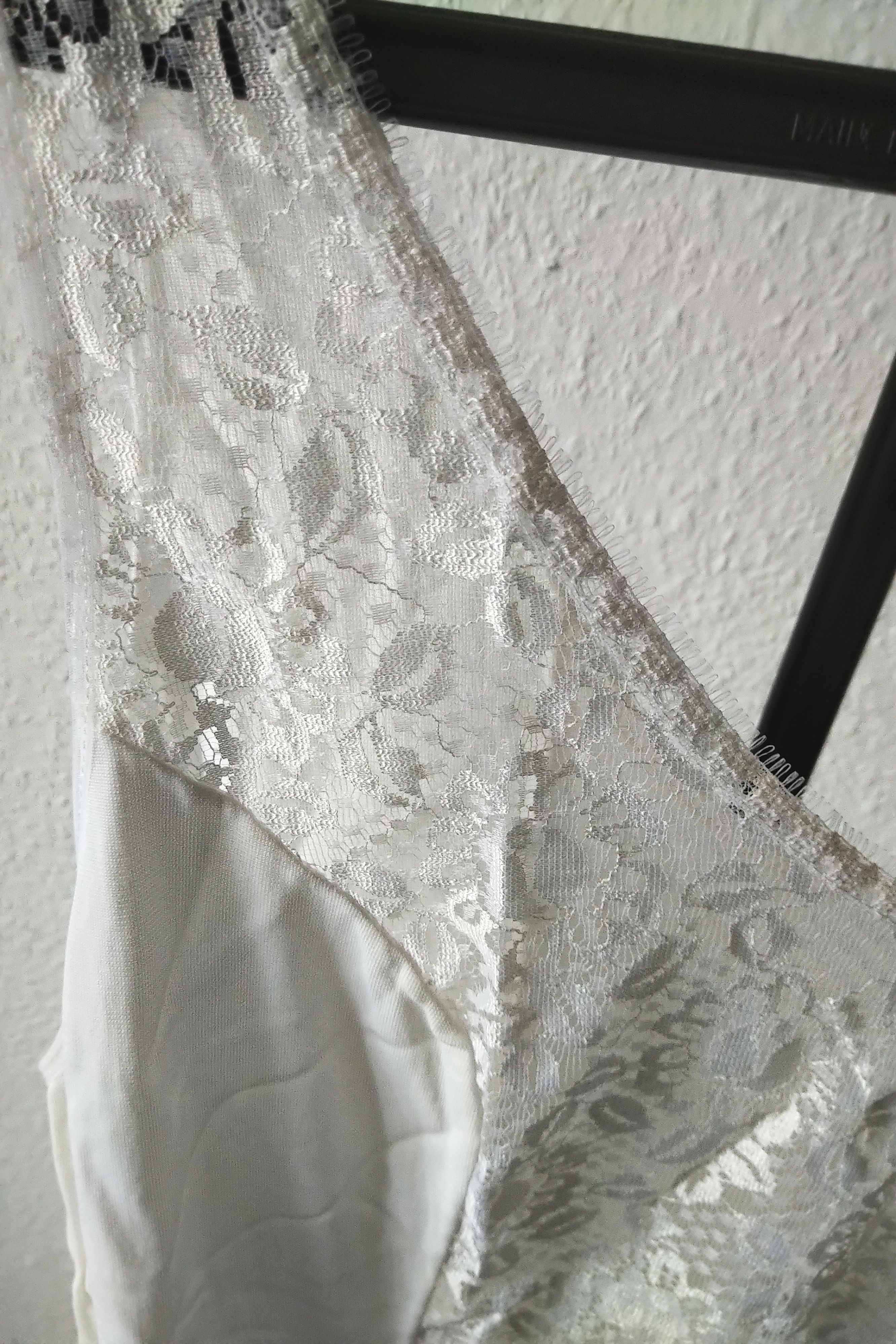 Vintage Damen Negligee mit Spitze Baumwolle Nachthemd Unterkleid Weiß