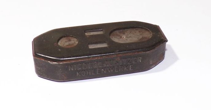 Victoria Brikett Zigaretten Abschneider Niederlausitz Kohlenwerke Zigarillo 