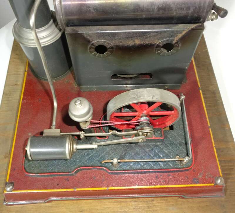 Alte Falk Dampfmaschine 