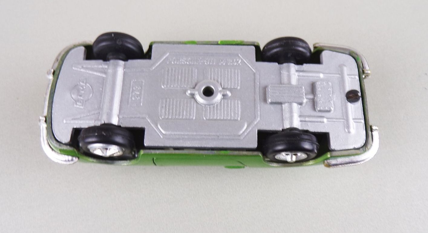 Gama Porsche 911 grün Modellauto Gama Porsche 911 grün Modellauto