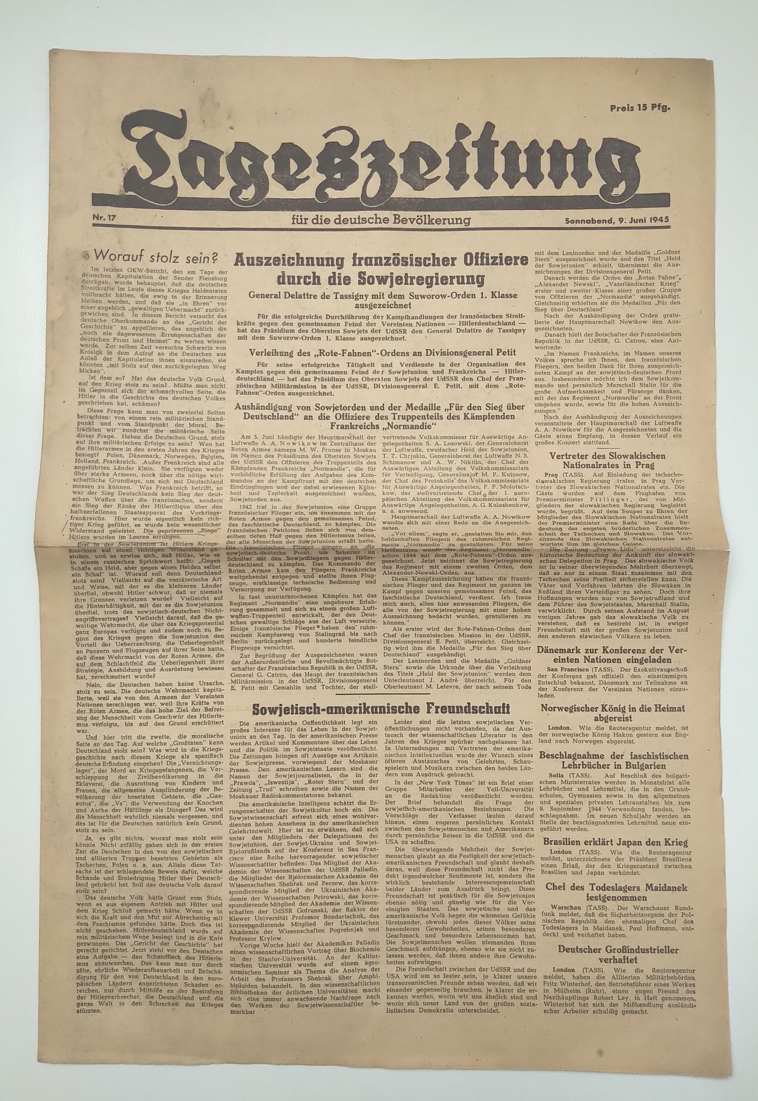 Tageszeitung Auszeichnung sowjetische Offiziere durch Sowjetregierung 945 Nr 17