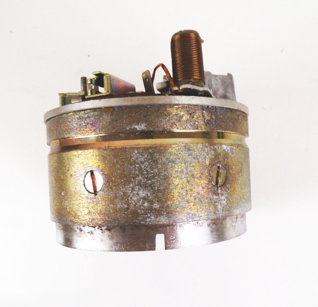 Alte MZ Lichtmaschine VEB Fahrzeugelektrik DDR 6 V 60 W AWO