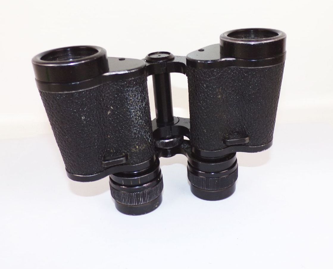 Carl Zeiss Jena Fernglas multi coated 8 x 30 W Jenoptem Carl Zeiss Jena Fernglas multi coated 8 x 30 W Jenoptem