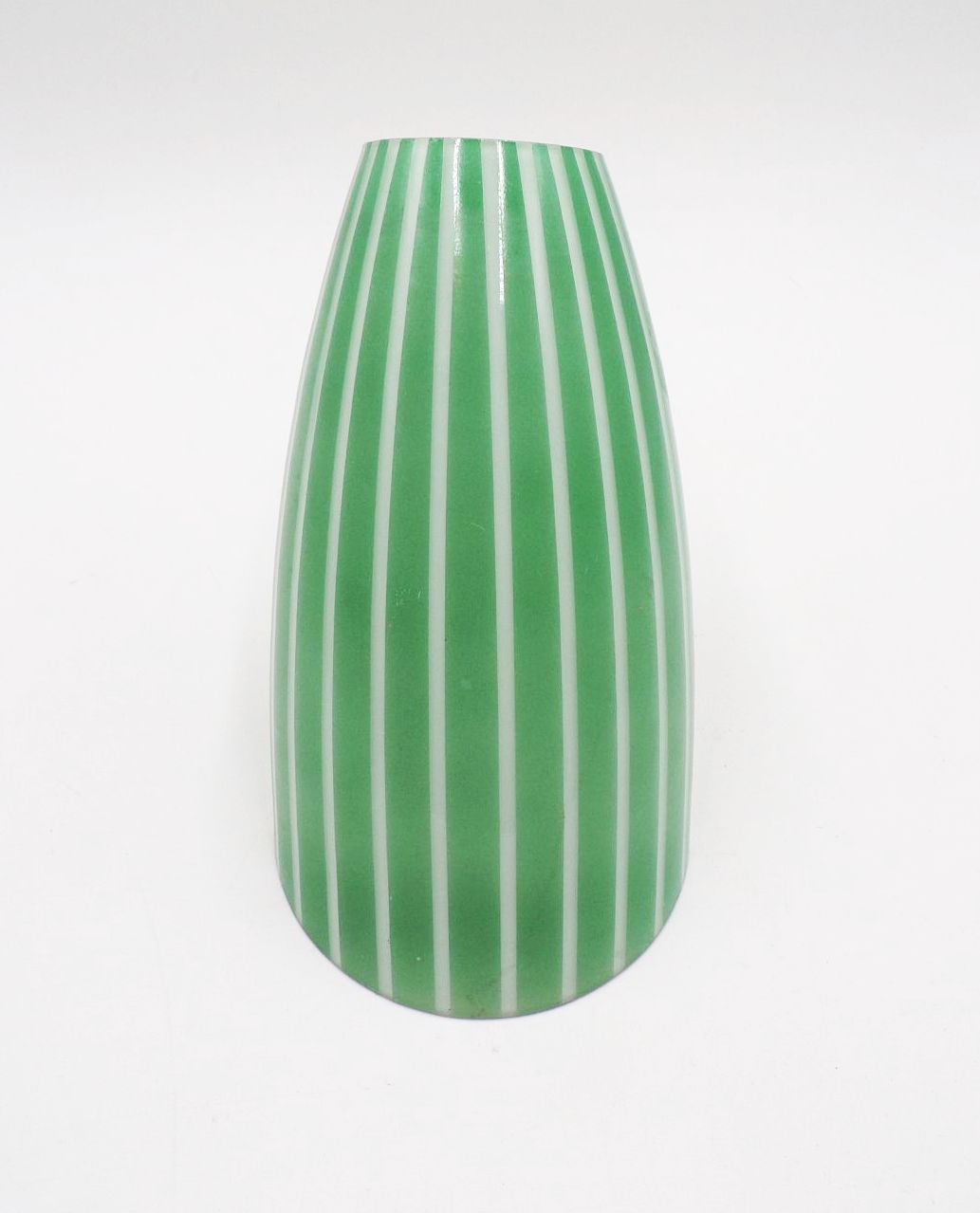 Alter Lampenschirm Tütenlampe Grün Weiß 50er 60er Jahre Ersatzschirm Alter Lampenschirm Tütenlampe Grün Weiß 50er 60er Jahre Ersatzschirm