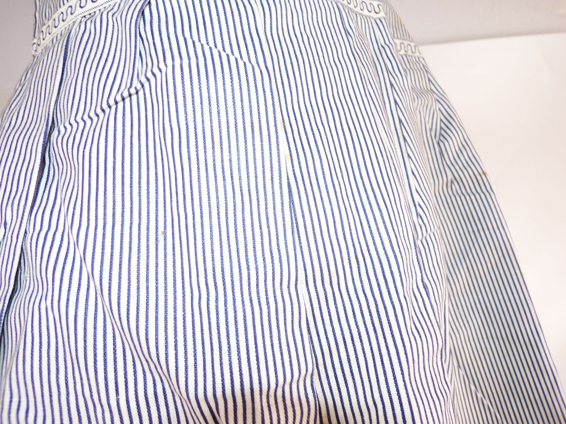 Alte Schürze Damen blau weiß Hausmädchen Bedienstete Leinen Kittel vintage