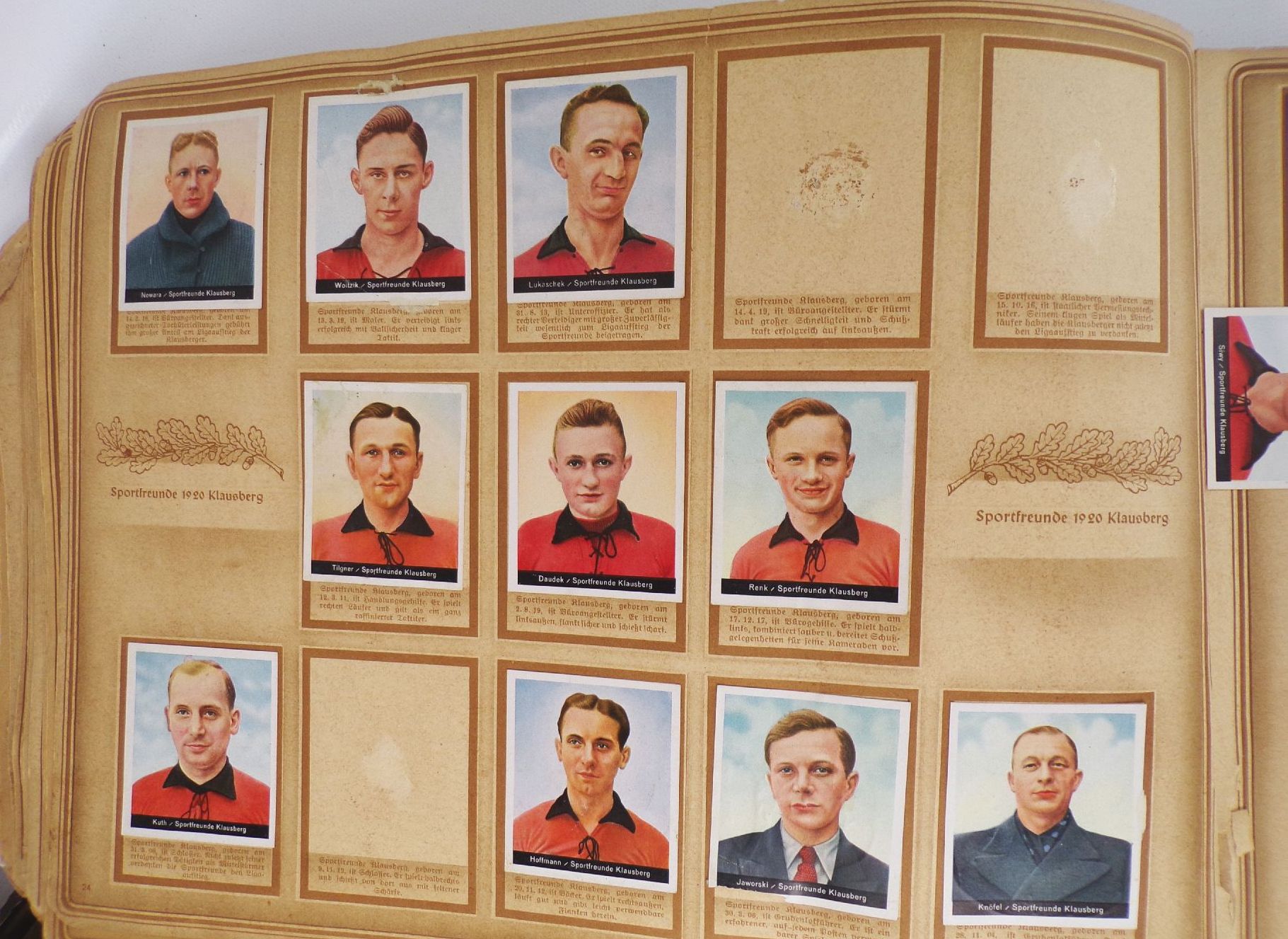 Hinein Fußball Sammelbilderalbum Cigarettenfabrik Müller Dresden um 1930 Hinein Fußball Sammelbilderalbum Cigarettenfabrik Müller Dresden um 1930