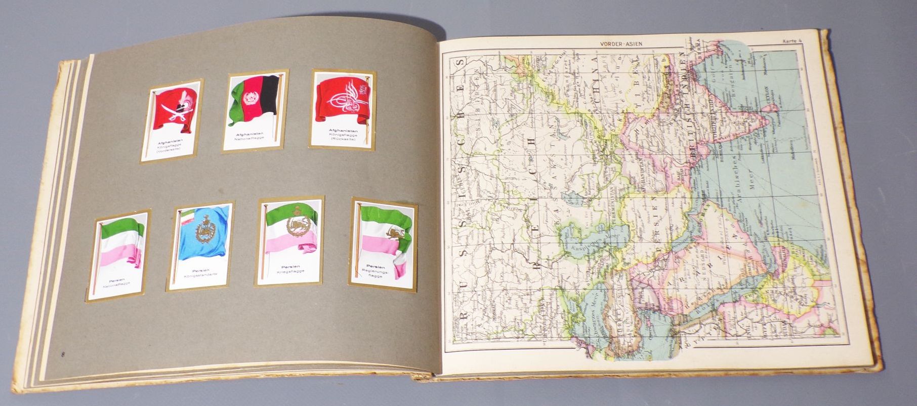 Flaggen der Welt Sammelbilderalben 2 Stück Staatswappen und Flaggen 1936 