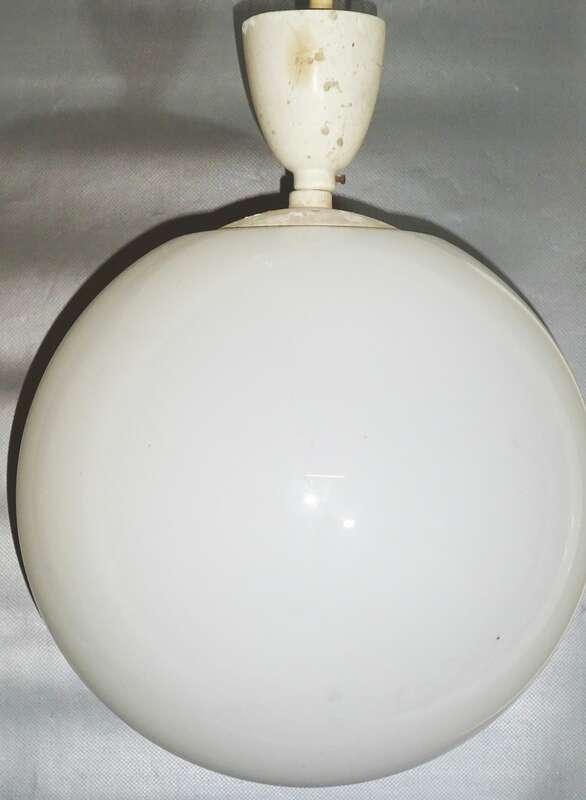 Alte Kugellampe Weiss Art Deco Bauhaus Leuchte Glaskugel 