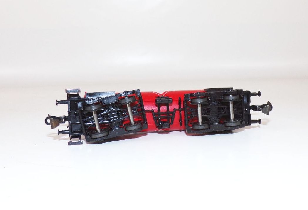 BTTB Gasolin Kesselwagen Rot Spur TT mit OVP 