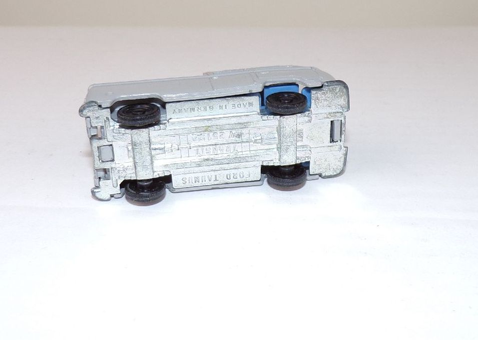 Siku Ford Taunus Transit V251 Modellauto Siku Ford Taunus Transit V251 Modellauto