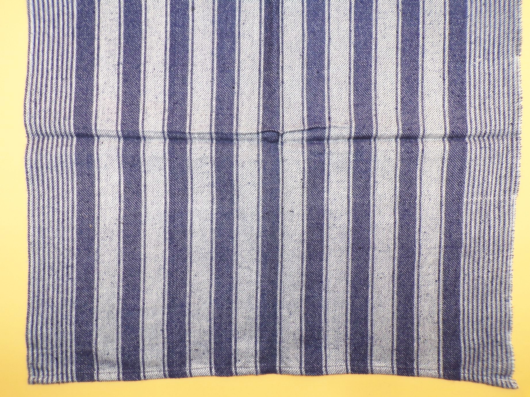 2 x altes Handtuch blau weiss Vintage Grubentuch Werkstatttuch DDR 2 x altes Handtuch blau weiss Vintage Grubentuch Werkstatttuch DDR