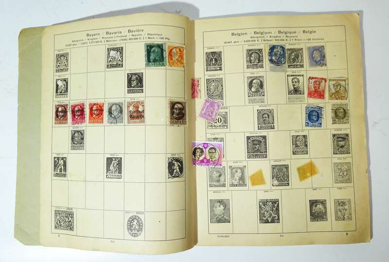 Altes Schaubek Briefmarkenalbum alle Welt mit Briefmarken ! (H3