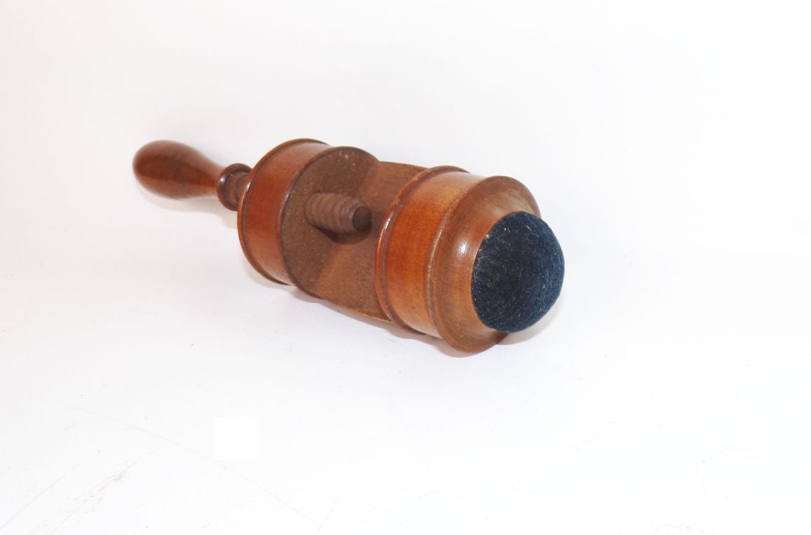 Altes Biedermeier Nadelkissen Nähutensil Holz Tischnadelkissen Nähen 
