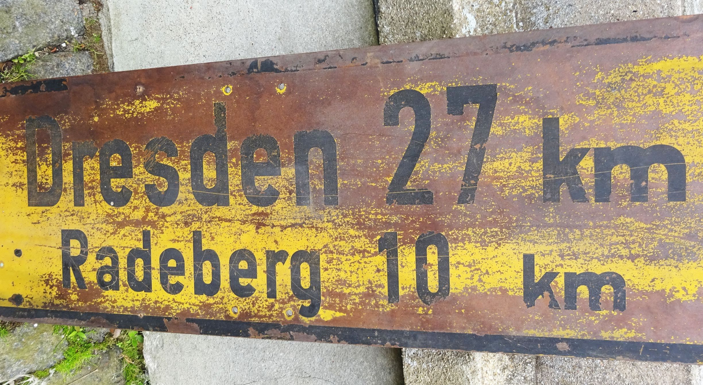 Altes Straßenschild Dresden Radeberg Wegweiser Oldtimer Garage Deko 