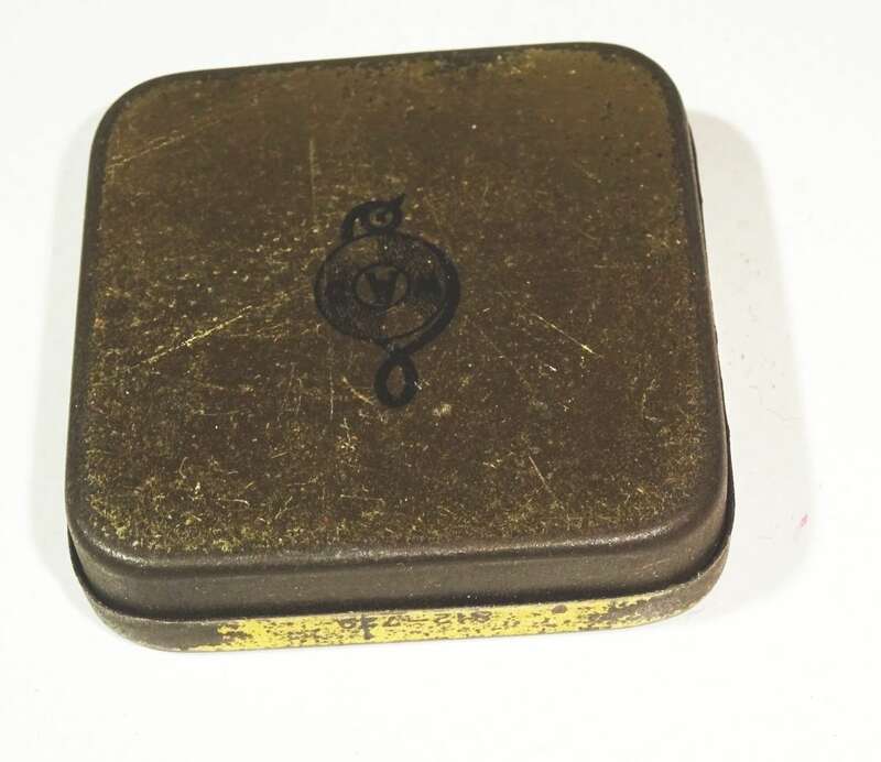 Alte Nadeldose Elektro Nadeln Primator Flügel needles Blechdose 