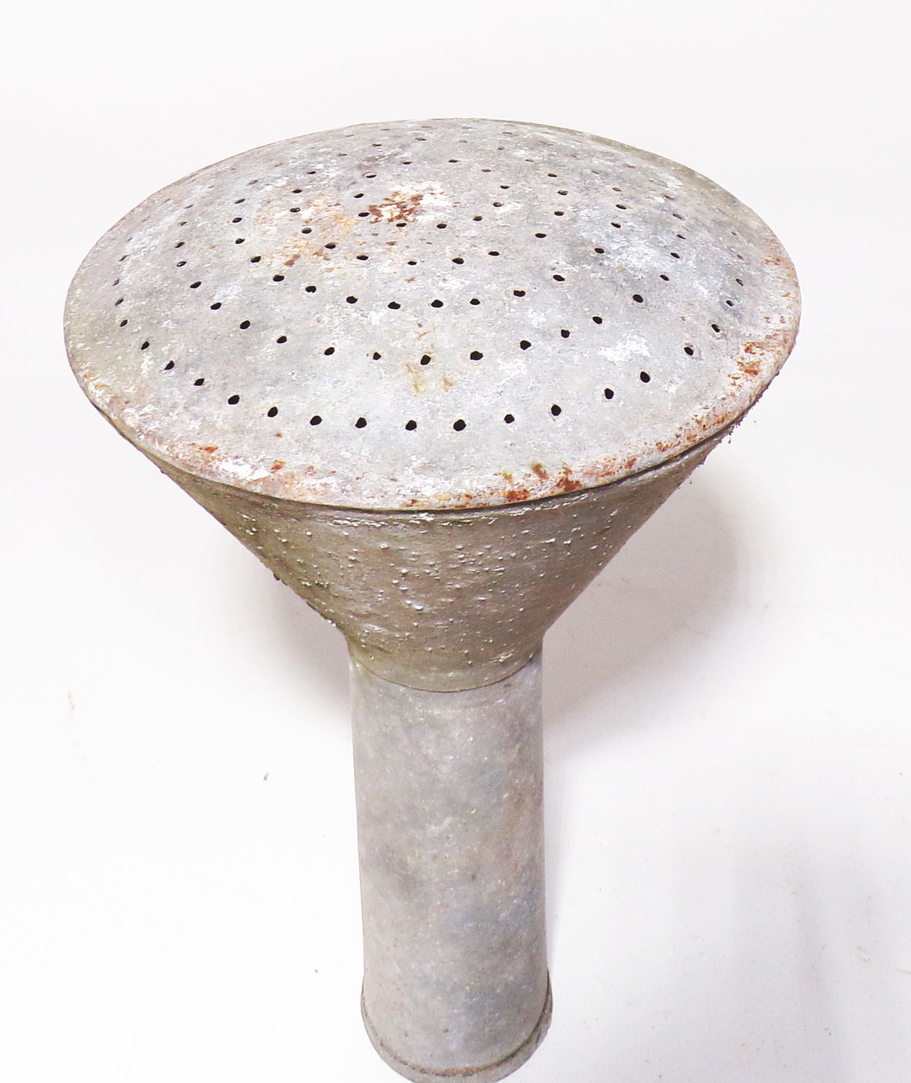 Alte Tülle Gießkannentülle Aufsatz für Gießkann Ersatztülle Zink