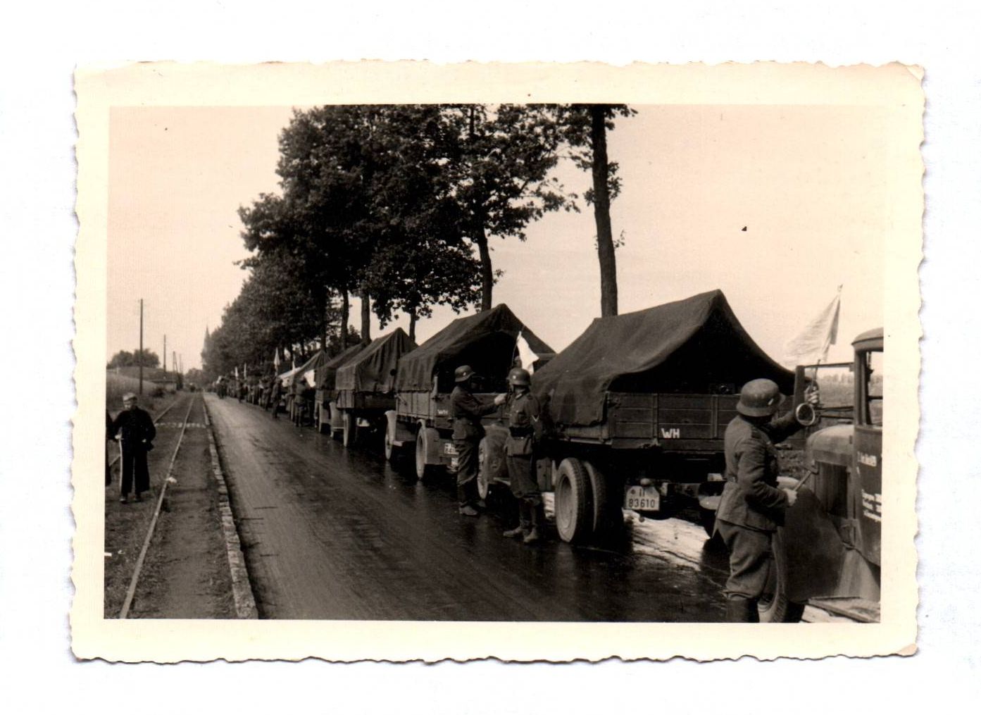 Foto Wehrmacht Soldaten in Holland 2 Wk Kennung Nachschub 