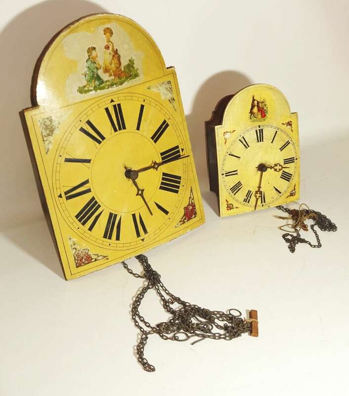 Schilderuhr 2 Stück um 1900 Wanduhr Deko zum herrichten
