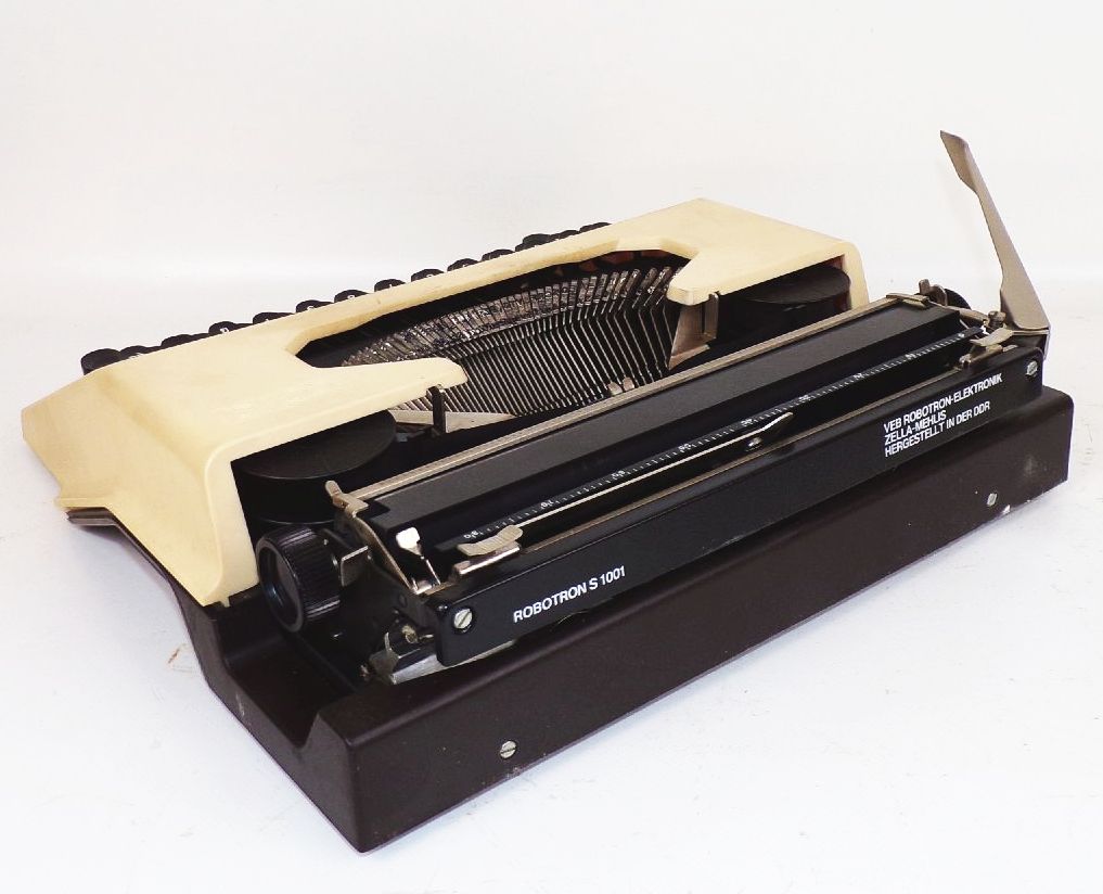 Robotron S1001 Schreibmaschine Retro Look typewriter