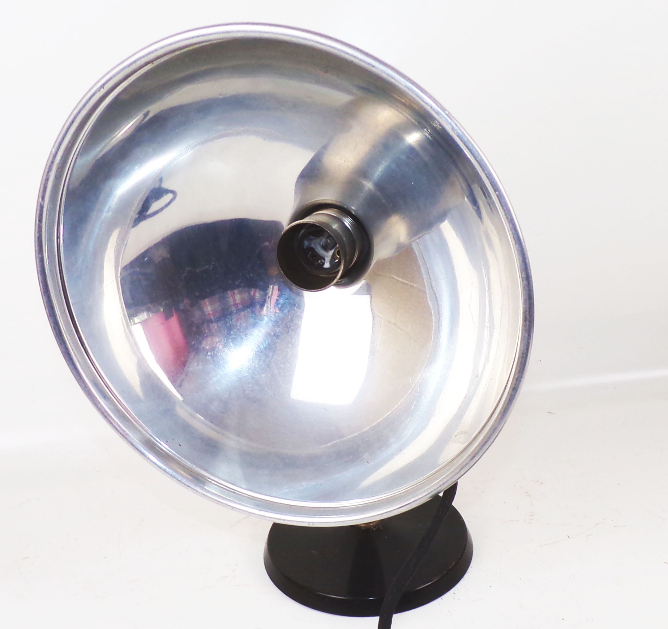 Alte Höhensonne Rotlichtlampe Aluminium Schirm Retro Look Tischleuchte 