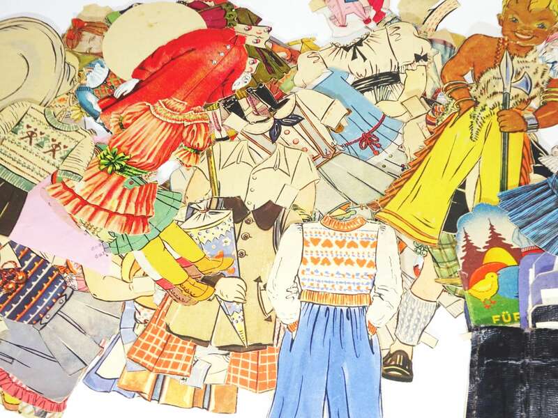 Alte Anziehpuppen Pappe DDR und älter Papierpuppen Kleiderpuppen Spielzeug