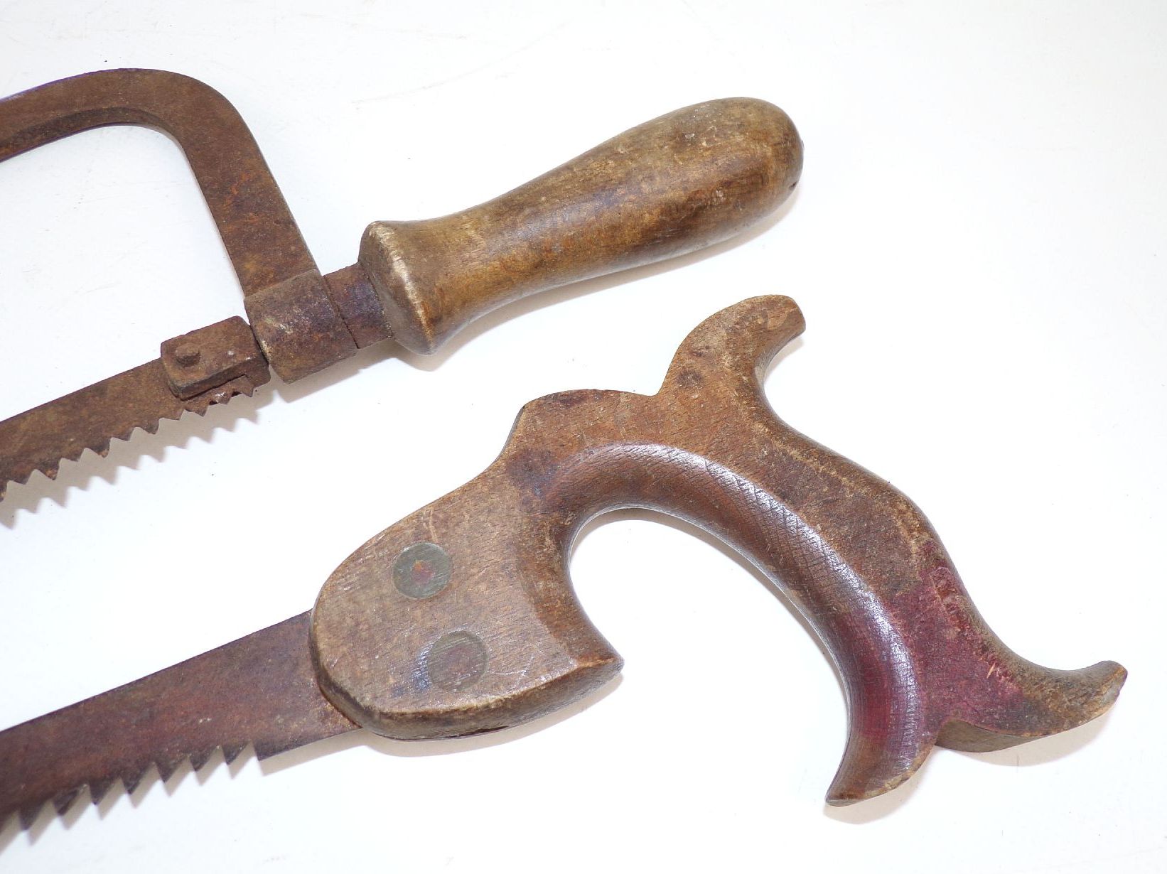 Alte Säge 2 Stück Holzgriff Holzsägen