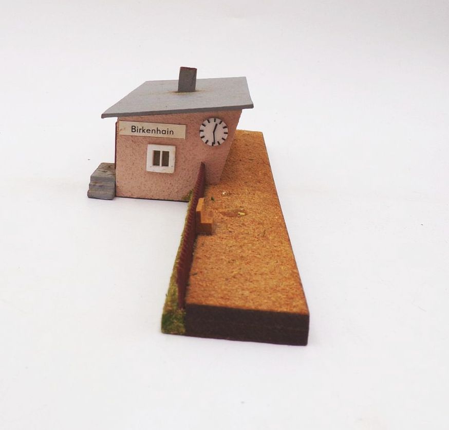 Altes Modell Haltstelle Birkenhain Holz 1950er Modellbau H0 TT