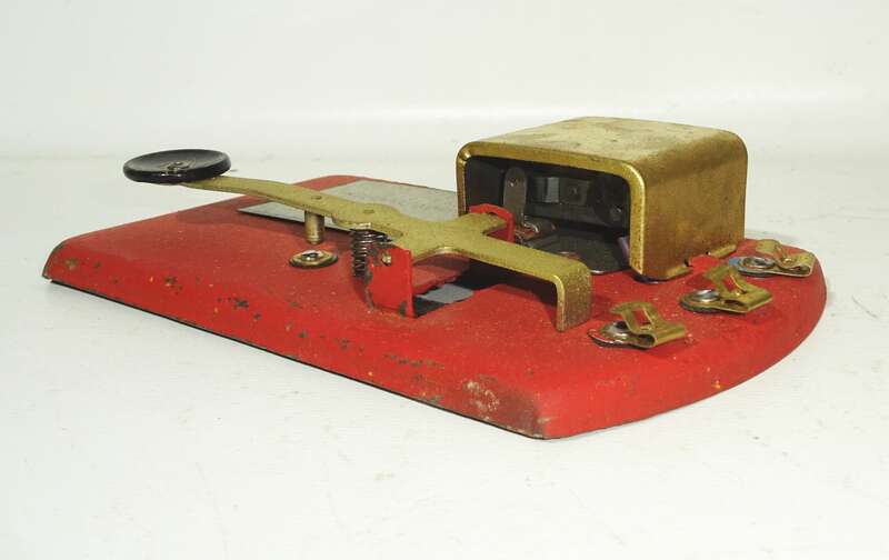 Alter Spielzeug Morse Apparat - Geobra Telegraph - 1930er Vintage !